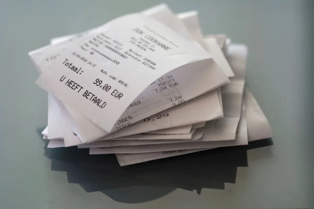 Bills and a monthly budget